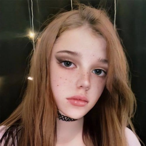 Dolly Sky порно актриса